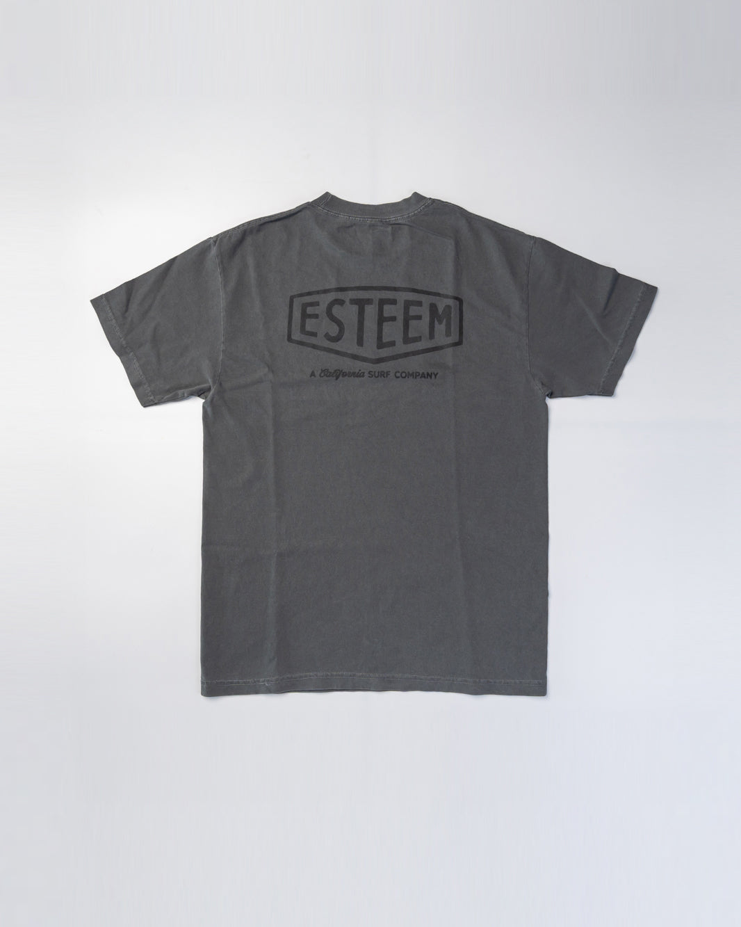 Badge Tee - Pigment Black