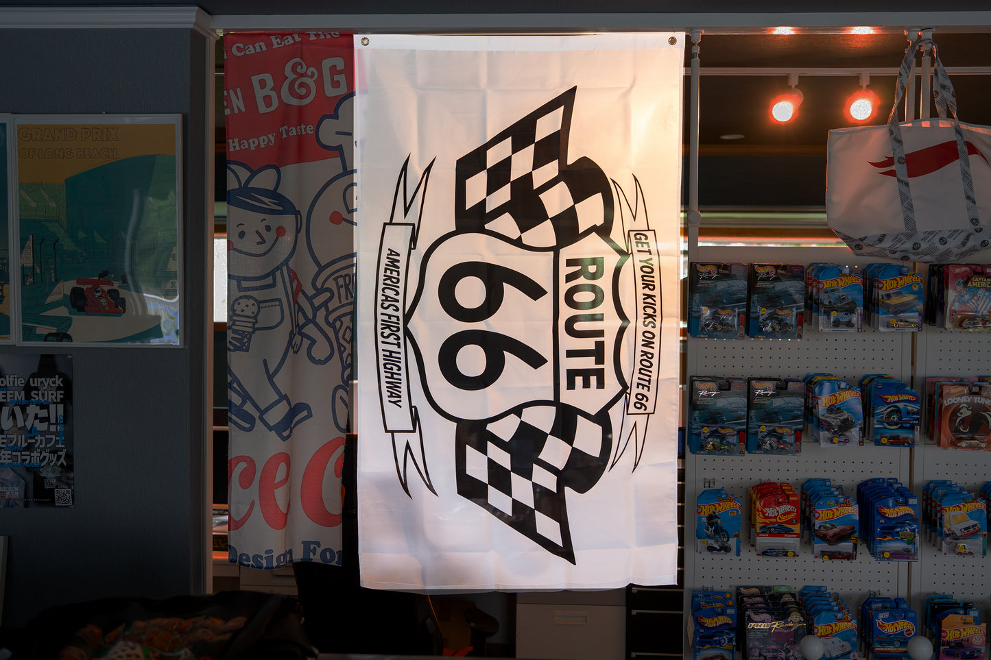 ルート66 タペストリー フラッグ [GET YOUR KICKS] アメリカン雑貨 ガレージ インテリア - ホワイト