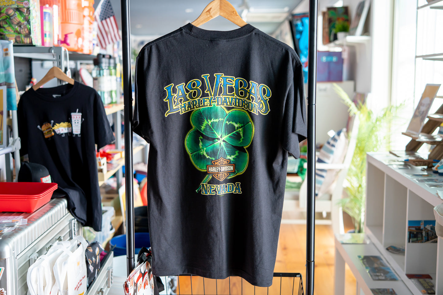 ハーレーダビッドソン ラスベガス店舗限定 Tシャツ [レプラコーン/四つ葉のクローバー/ラッキー] ブラック - M