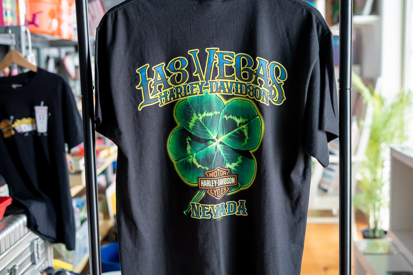 ハーレーダビッドソン ラスベガス店舗限定 Tシャツ [レプラコーン/四つ葉のクローバー/ラッキー] ブラック - M