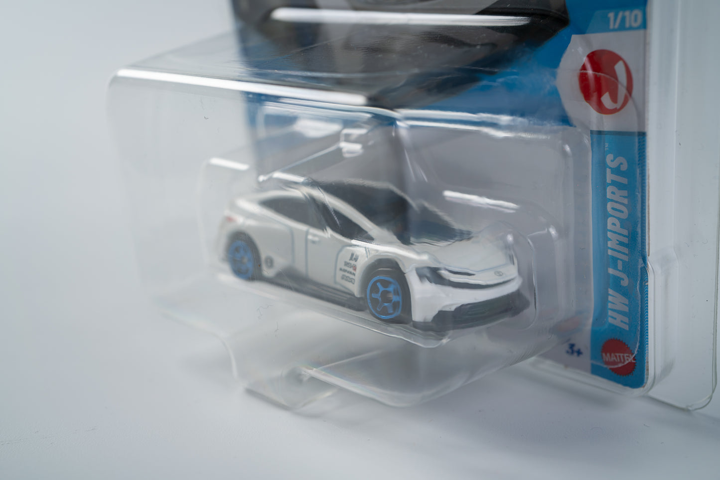 ホットウィール トヨタ プリウス ルーフボックス有無