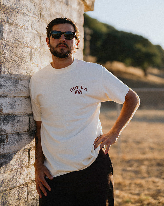 Red Tail Hawk Tee - Ivory